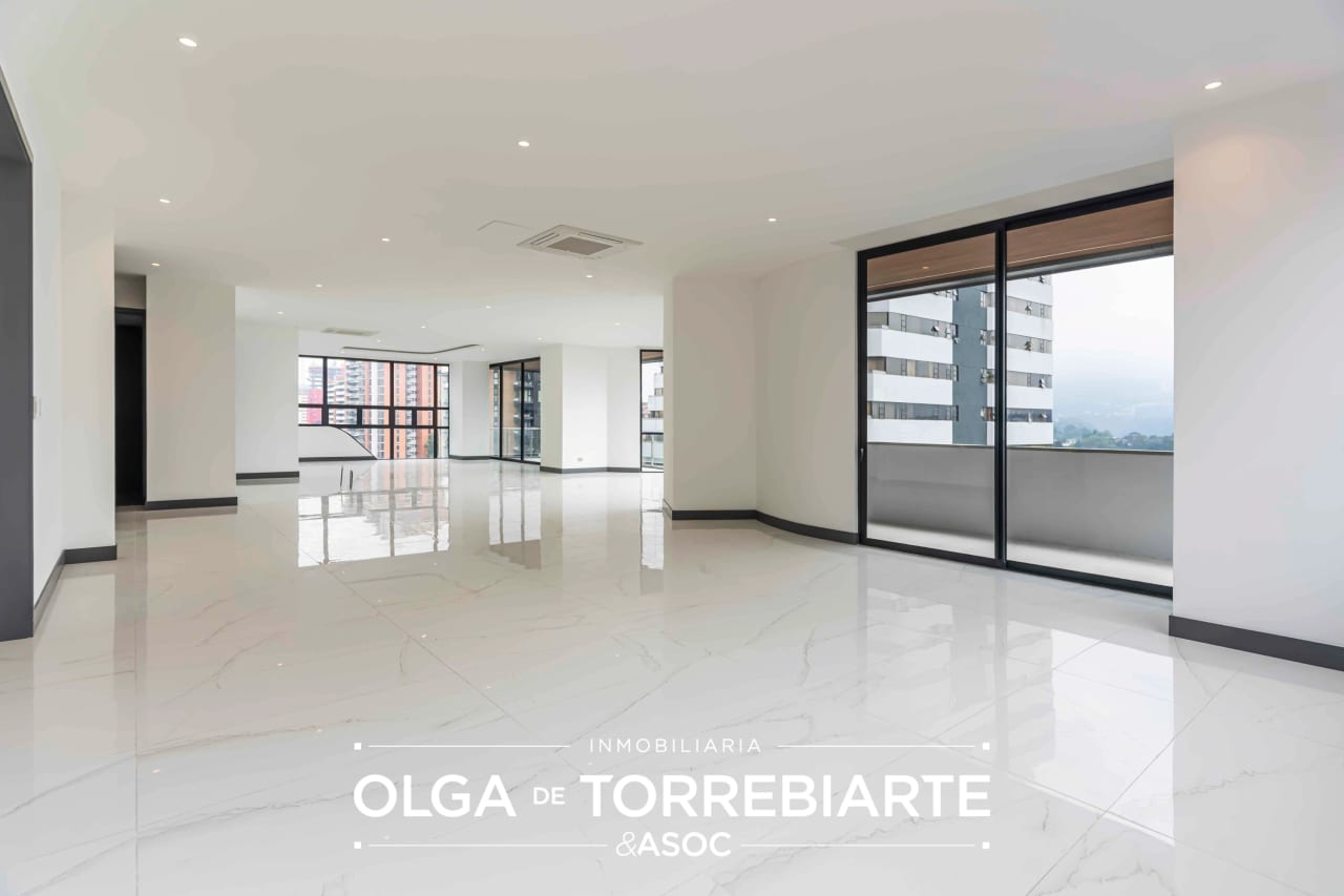 Apartamento en Torre Carrá, Zona 14 — Apartamento en Alquiler en Torre Carrá, Zona 14, Guatemala, Ciudad — foto 2 de 14
