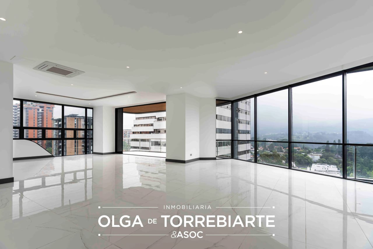 Apartamento en Torre Carrá, Zona 14 — Apartamento en Alquiler en Torre Carrá, Zona 14, Guatemala, Ciudad — foto 1 de 14
