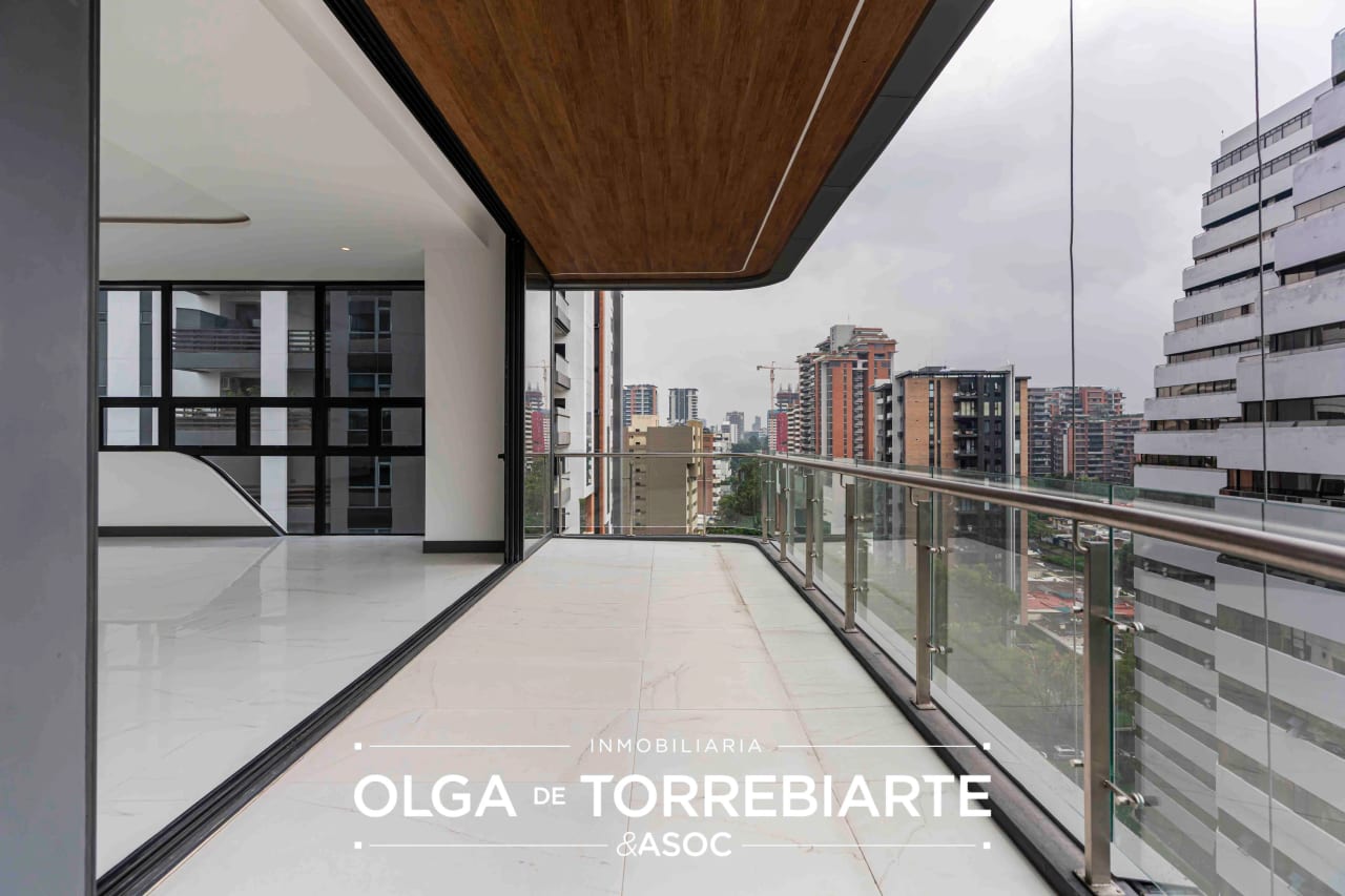 Apartamento en Torre Carrá, Zona 14 — Apartamento en Alquiler en Torre Carrá, Zona 14, Guatemala, Ciudad — foto 5 de 14