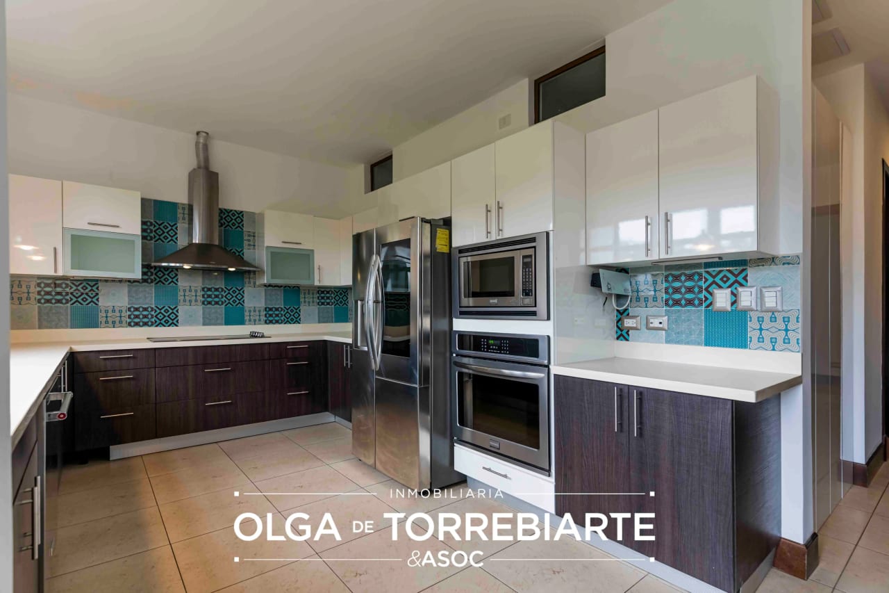 Apartamento en Albereda de La Española, Muxbal — Apartamento en Alquiler en Muxbal, Guatemala, Ciudad — foto 14 de 14