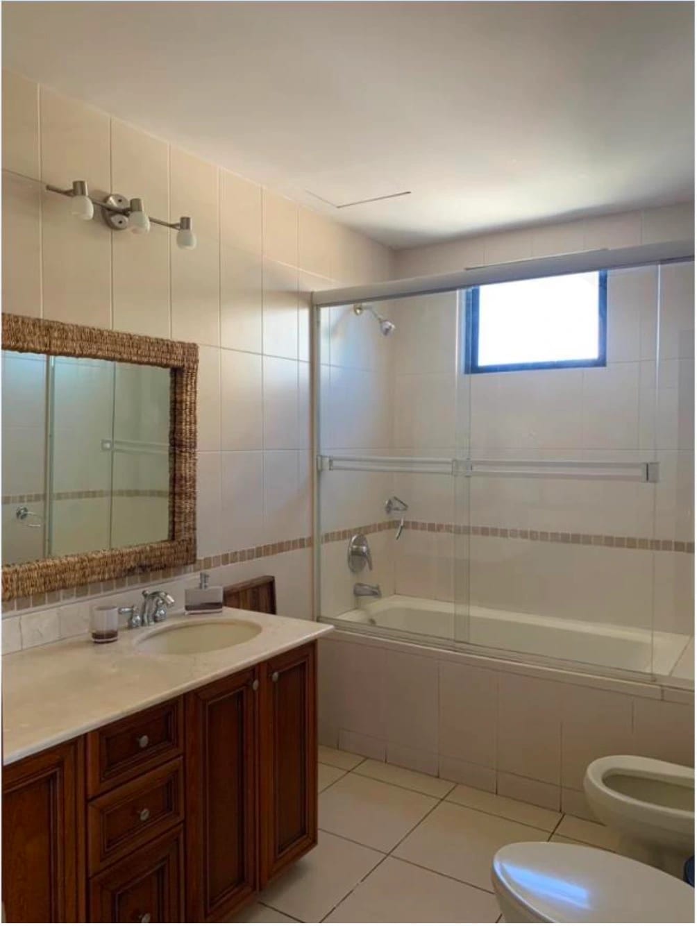 Se Alquila Apto. Con o Sin Muebles Santa Clara, Zona 10. — Apartamento en Venta en Zona 10, Guatemala, Ciudad — foto 16 de 17