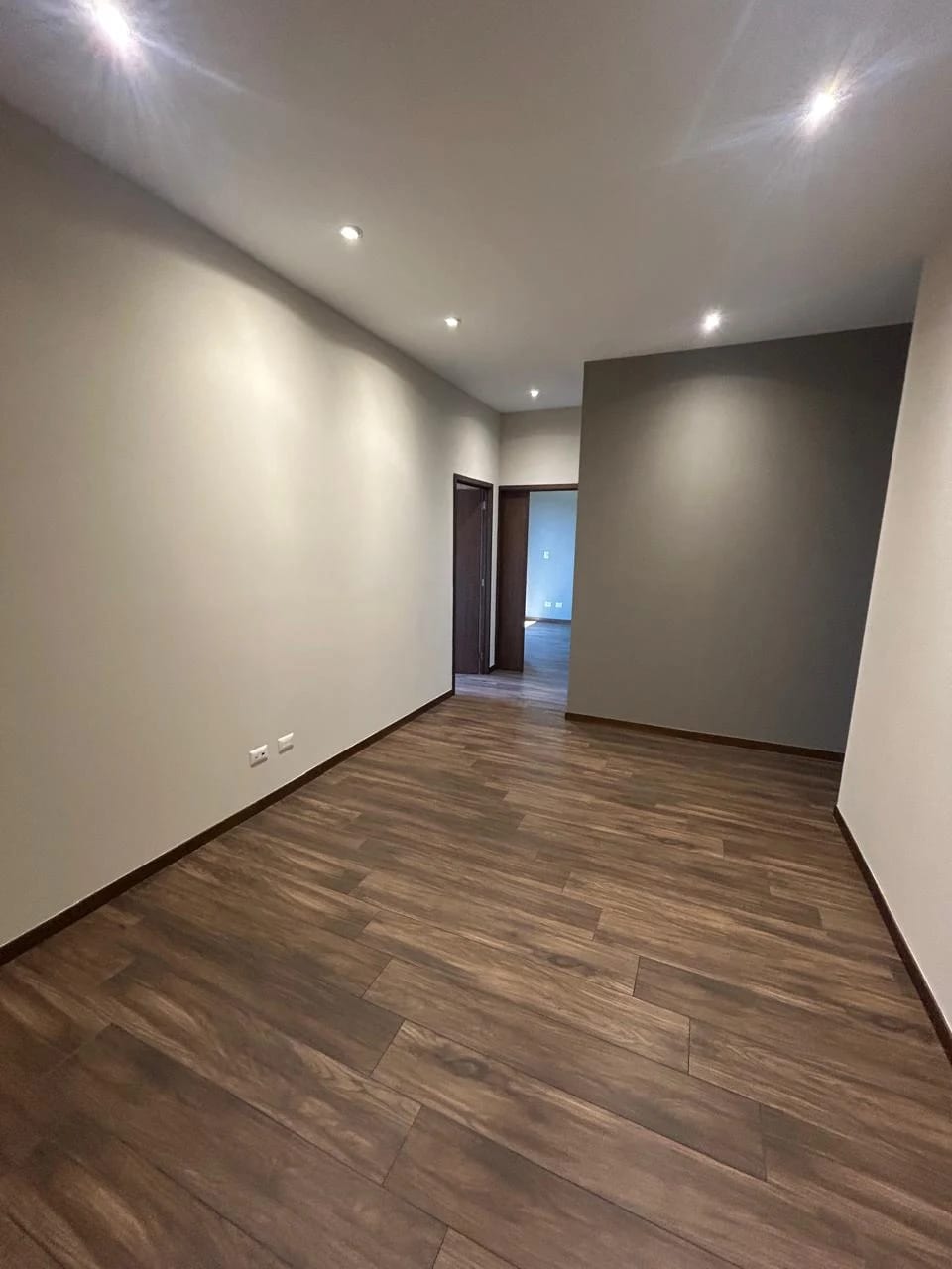 Se Alquila Apto. Edificio Casa Acueducto, Zona 10. — Apartamento en Alquiler en Casa Acueducto, Zona 10, Guatemala, Ciudad — foto 10 de 17