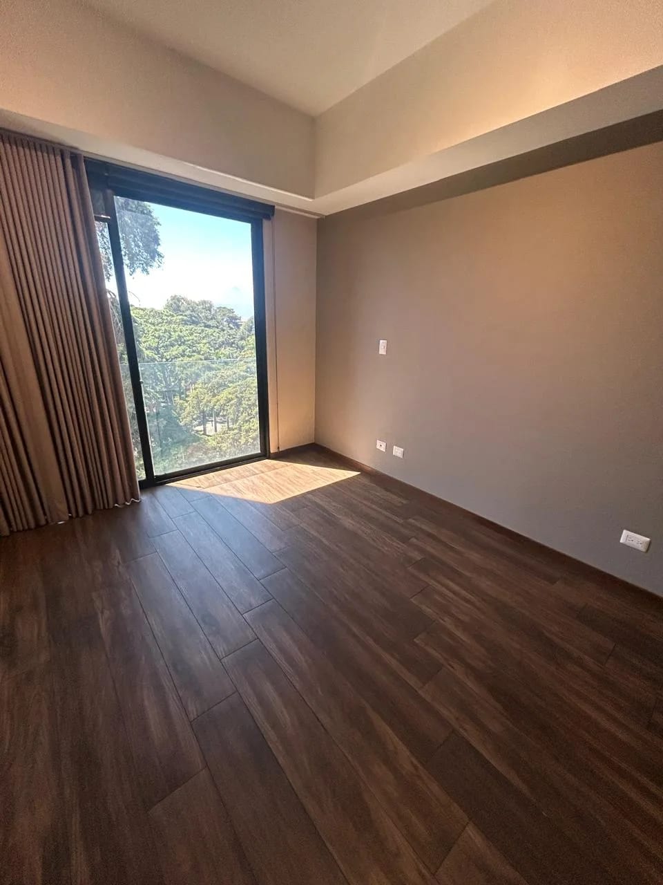 Se Alquila Apto. Edificio Casa Acueducto, Zona 10. — Apartamento en Alquiler en Casa Acueducto, Zona 10, Guatemala, Ciudad — foto 11 de 17