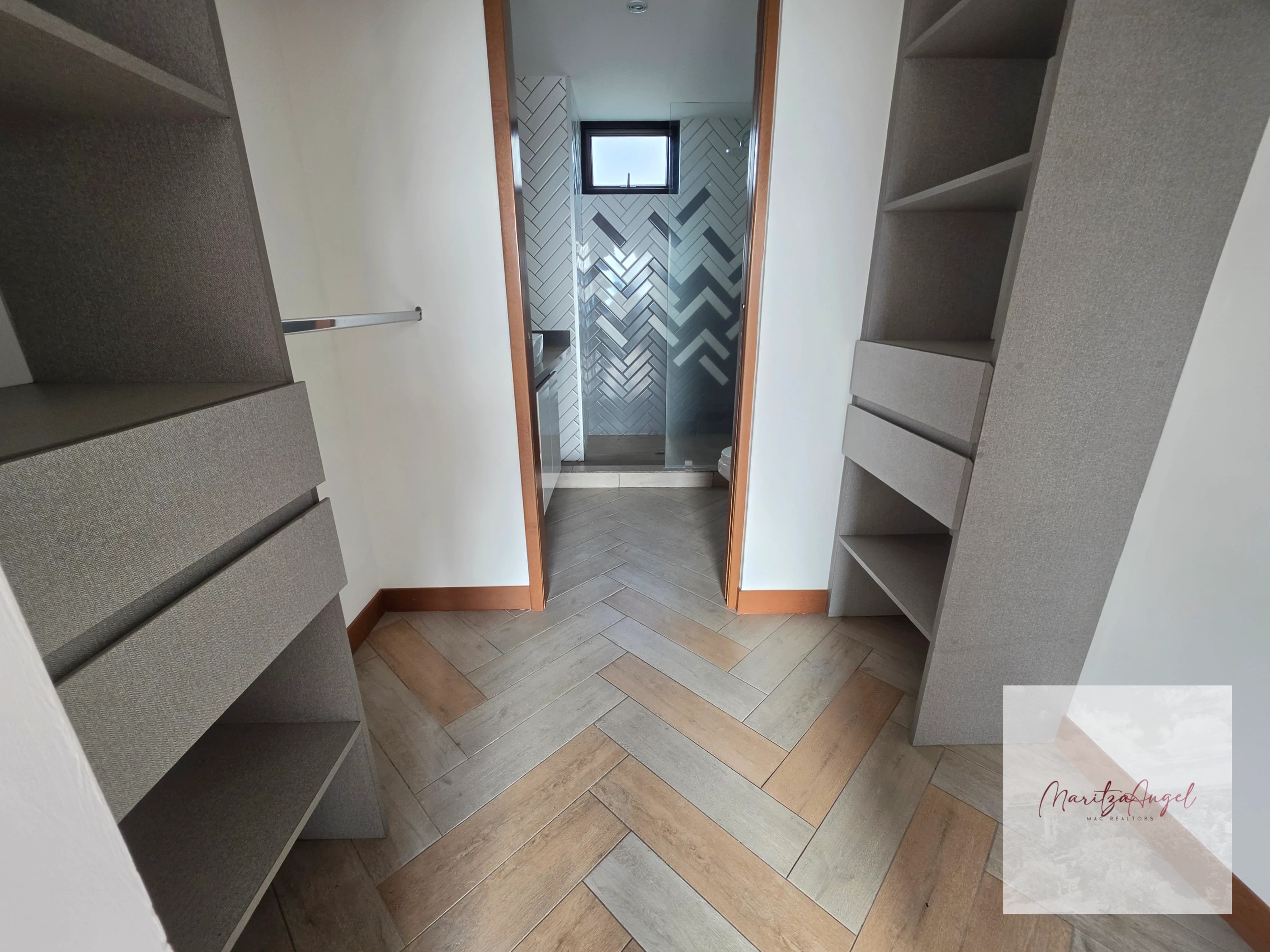 APARTAMENTO EN VENTA EN ZONA 16 — Apartamento en Venta en Kanajuyú, Zona 16, Guatemala, Ciudad — foto 4 de 15