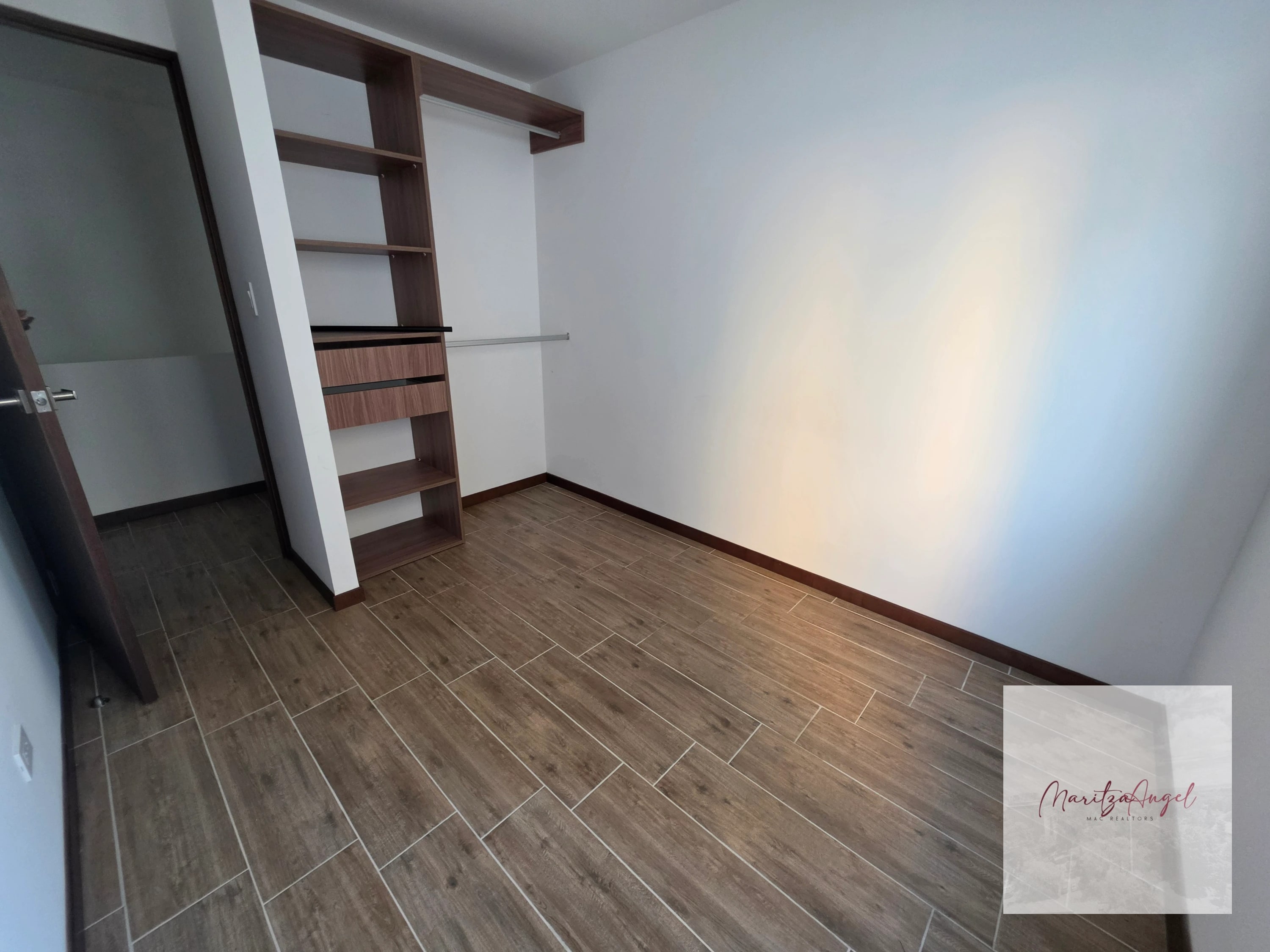 APARTAMENTO EN VENTA CONDADO EL NARANJO. NUVÓ — Apartamento en Venta en Condado Naranjo, Zona 4 Mixco, Guatemala, Ciudad — foto 11 de 17