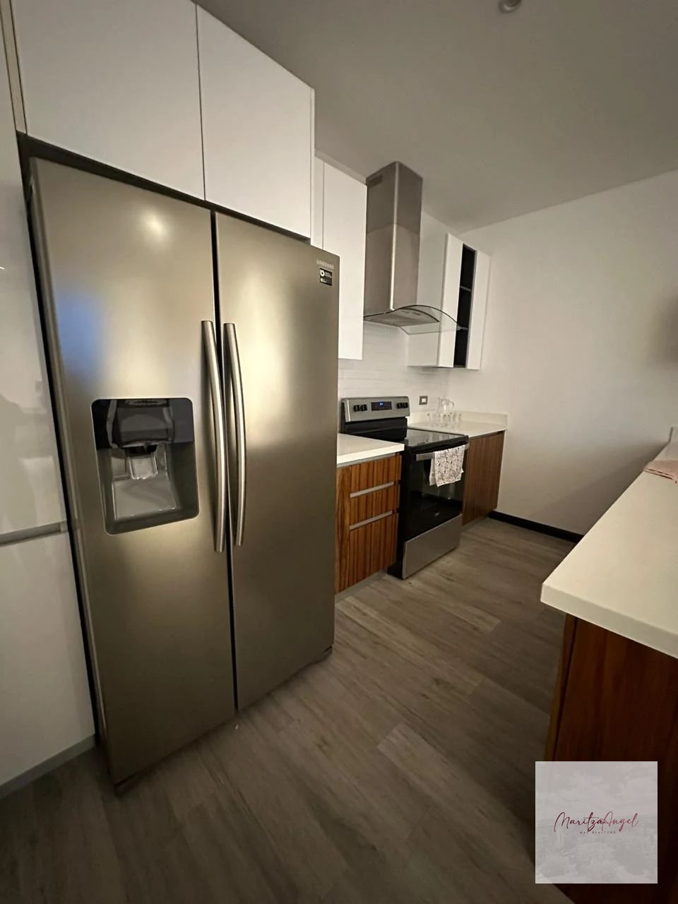 RENTA DE APARTAMENTO AMUEBLADO EN LIRIOS DE CAYALA ZONA 16 — Apartamento en Alquiler en Lirios de Cayalá II, Zona 16, Guatemala, Ciudad — foto 4 de 9
