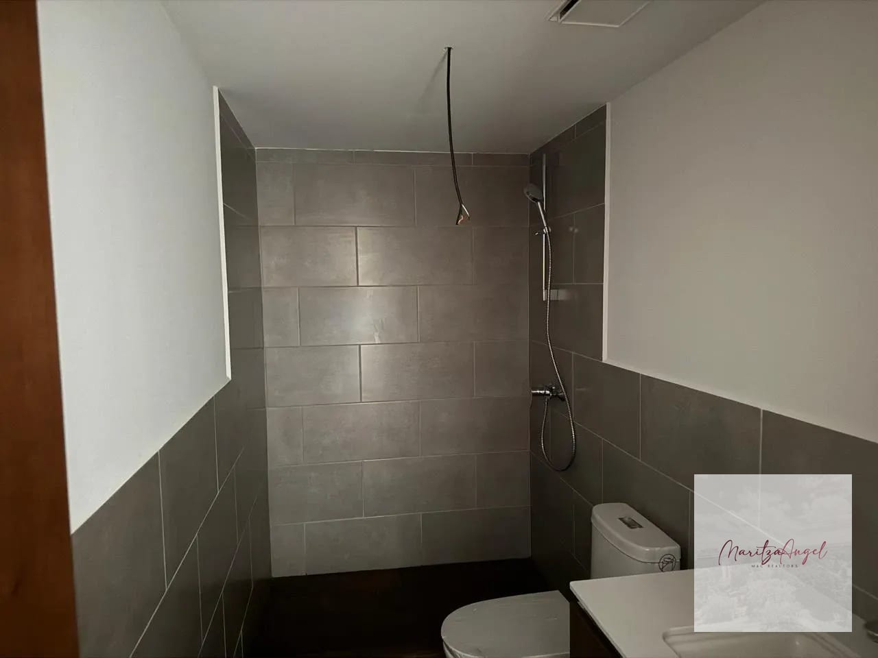 Apartamento en Renta Casalini los Arcos Zona 10 — Apartamento en Alquiler en Casalini Los Arcos, Zona 10, Guatemala, Ciudad — foto 4 de 10