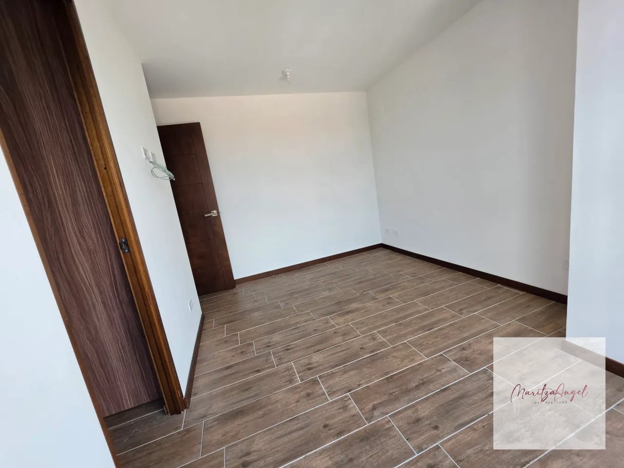 Apartamento en Venta en Condado el Naranjo Ñ, Edificio Nuvo — Apartamento en Venta en Condado Naranjo, Zona 4 Mixco, Guatemala, Ciudad — foto 7 de 14
