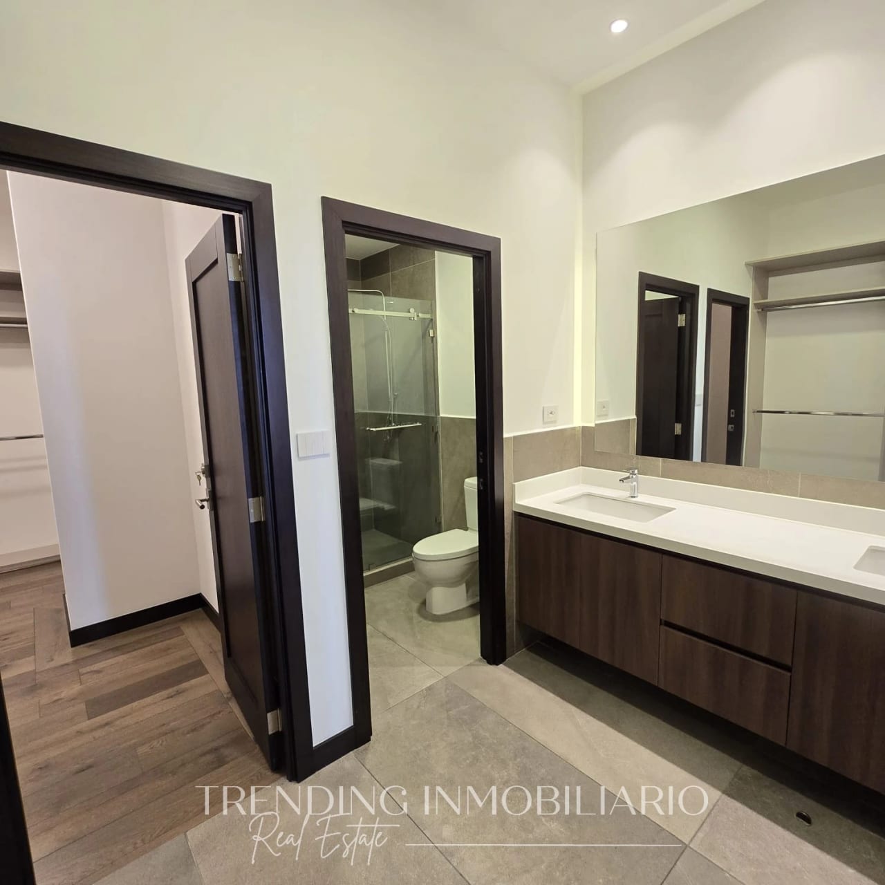 Apartamento en renta Olmos de Cayalá zona 16 de 2 habitaciones + 2 parqueos — Apartamento en Alquiler en Zona 16, Guatemala, Ciudad — foto 7 de 11