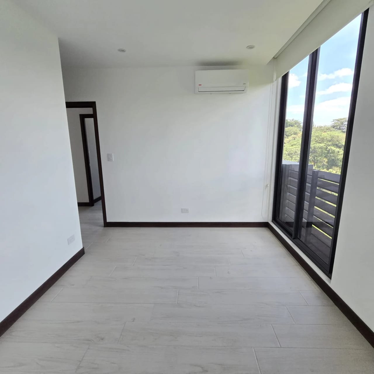 Apartamento en renta zona 15 Edificio Spazio de 3 habitaciones Piscina — Apartamento en Alquiler en Spazio, Zona 15, Guatemala, Ciudad — foto 8 de 11