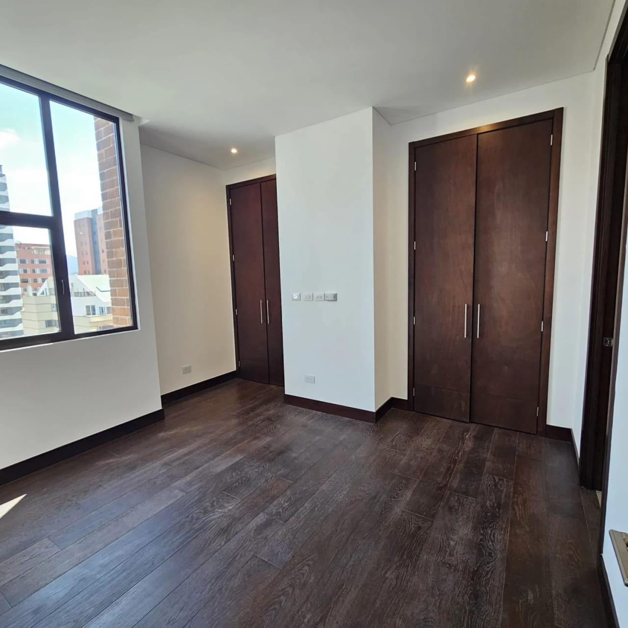 Apartamento en renta zona 14 edificio Echo, 2 habitaciones 169 m² 2 parqueos — Apartamento en Alquiler en Echo, Zona 14, Guatemala, Ciudad — foto 7 de 16