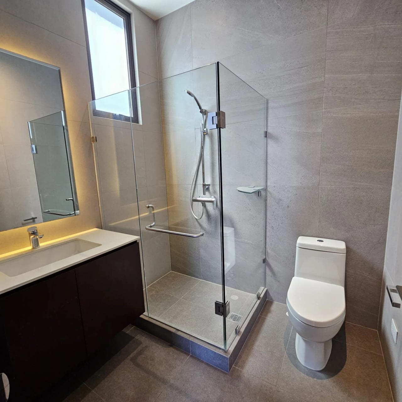 Apartamento en renta zona 14 edificio Echo, 2 habitaciones 169 m² 2 parqueos — Apartamento en Alquiler en Echo, Zona 14, Guatemala, Ciudad — foto 10 de 16