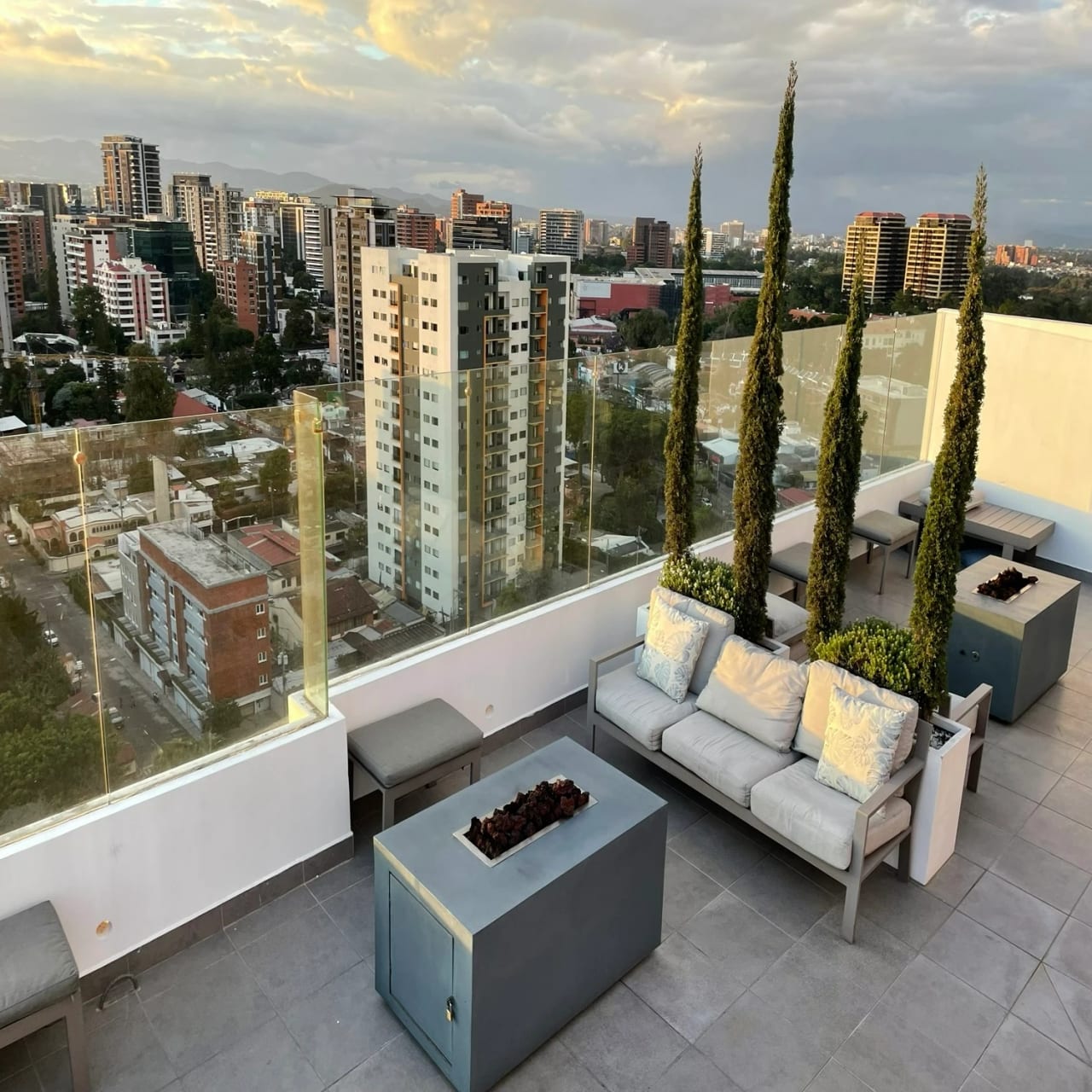 Apartamento en renta zona 10 Casalini 2 habitaciones + 2 parqueos — Apartamento en Alquiler en Casalini Diagonal 6, Zona 10, Guatemala, Ciudad — foto 10 de 11