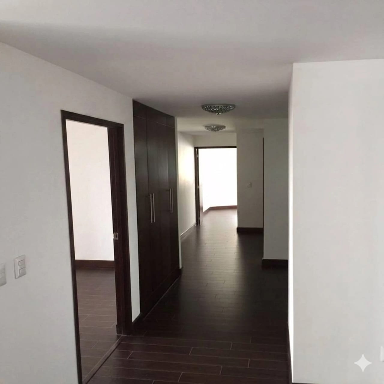 Apartamento en renta zona 14 edificio Attica de 3 habitaciones + 2 par — Apartamento en Alquiler en Attica, Zona 14, Guatemala, Ciudad — foto 9 de 11