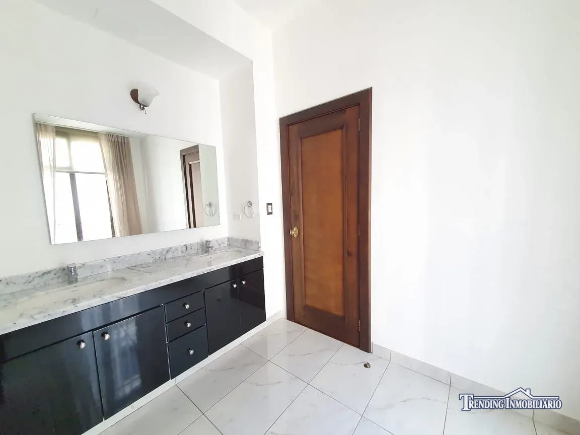 Apartamento en renta zona 16 Granada Cayalá de 3 habitaciones — Apartamento en Alquiler en Ciudad Cayalá, Zona 16, Guatemala, Ciudad — foto 9 de 10