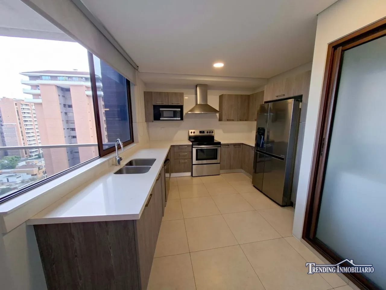 Apartamento de lujo en alquiler Zona 14, Santa Inés de 2 habitaciones — Apartamento en Alquiler en Santa Inés, Zona 14, Guatemala, Ciudad — foto 4 de 9