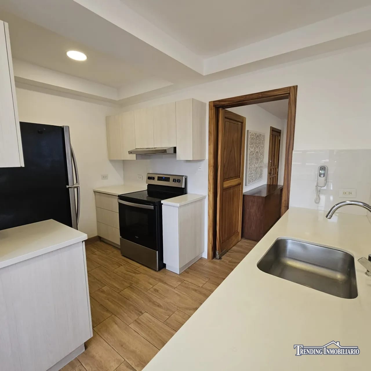 Apartamento amueblado en renta Zona 10, Villa Real de 2 habitaciones — Apartamento en Alquiler en Villareal, Zona 10, Guatemala, Ciudad — foto 6 de 13