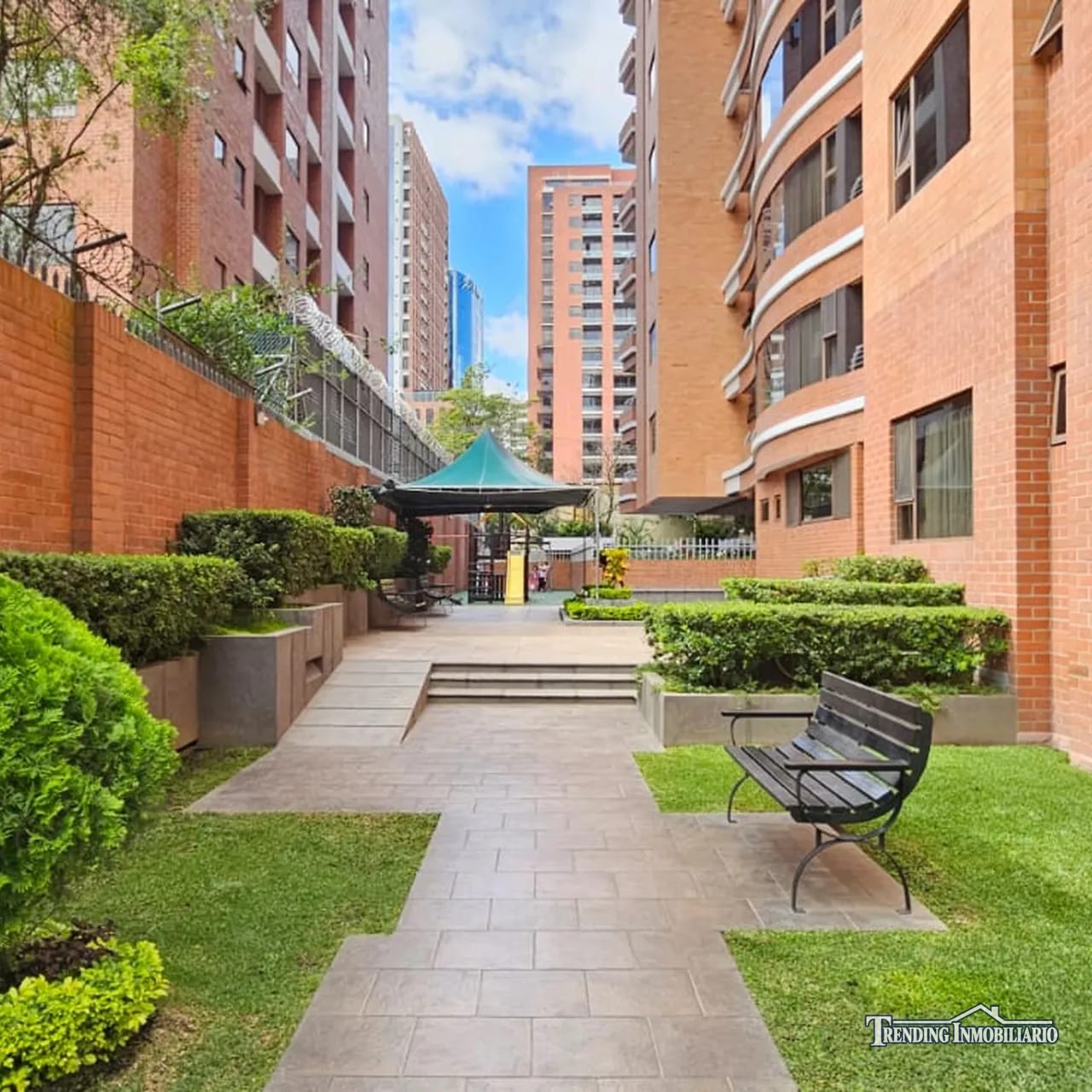 Apartamento amueblado en renta Zona 10, Santa María de 1 habitación + — Apartamento en Alquiler en Santa María, Zona 10, Guatemala, Ciudad — foto 13 de 13
