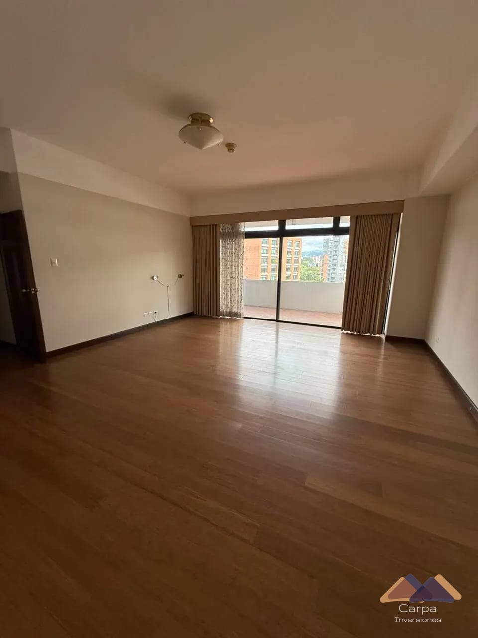 Edificio Premiere Plaza - Apartamento en Venta – Zona 10 — Apartamento en Venta en Zona 10, Guatemala, Ciudad — foto 9 de 16