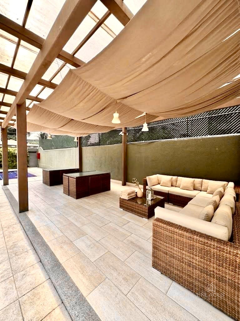 Zona 14 • Apartamento en Renta • Edificio Attica II - 11