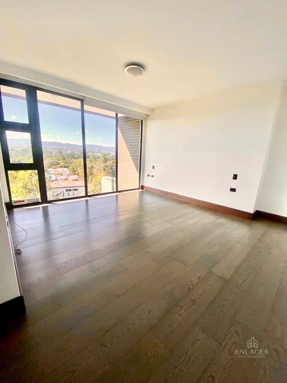 Zona 16 • Apartamento en Venta • Edificio Zen Cayalá — Apartamento en Venta en Zen Cayalá, Zona 16, Guatemala, Ciudad — foto 8 de 15