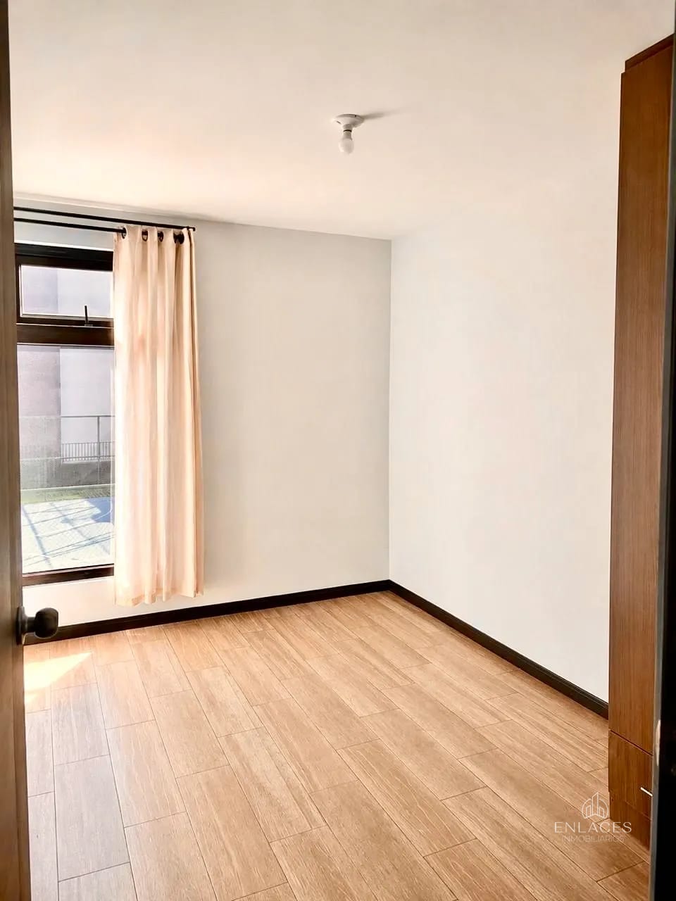 Zona 16 • Apartamento en Renta • Edificio Nagano — Apartamento en Alquiler en Zona 16, Guatemala, Ciudad — foto 6 de 10