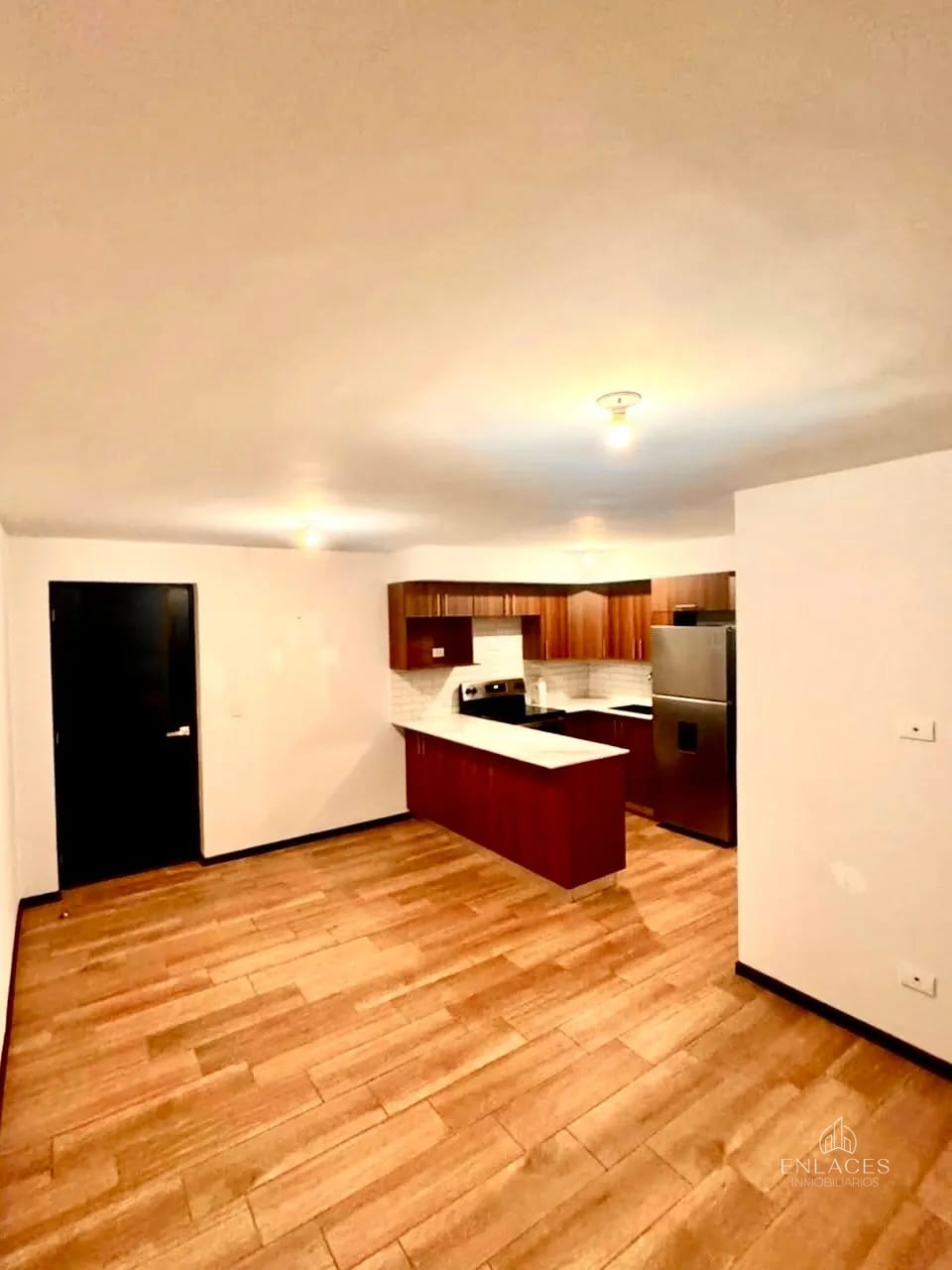 Km 18.5 CAES • Apartamento en Renta • Edificio Bari — Apartamento en Alquiler en Bari, Carretera a El Salvador, Guatemala, Ciudad — foto 2 de 12