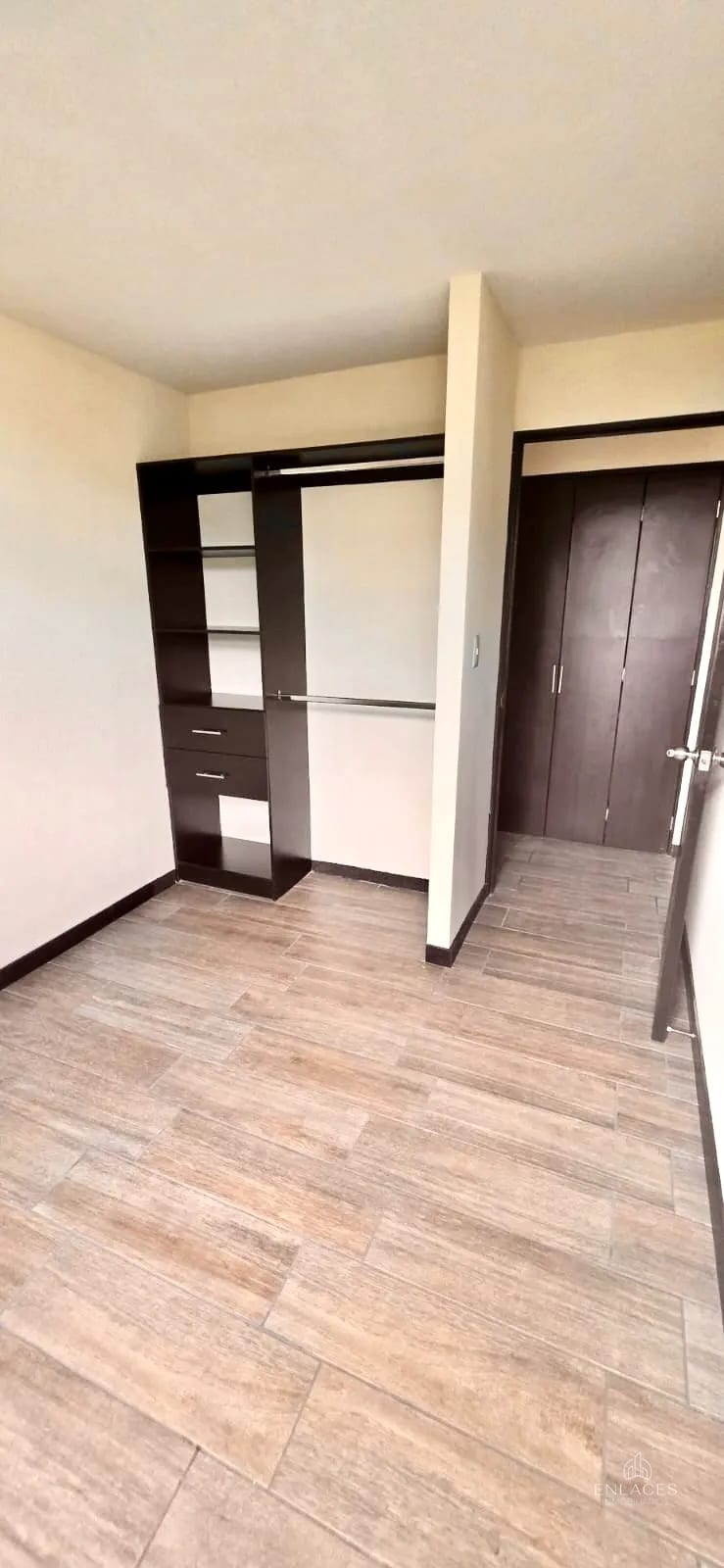 Km 16.5 CAES • Apartamento Semiamueblado en Renta • Monet — Apartamento en Alquiler en km 16-20, Carretera a El Salvador, Guatemala, Ciudad — foto 9 de 16