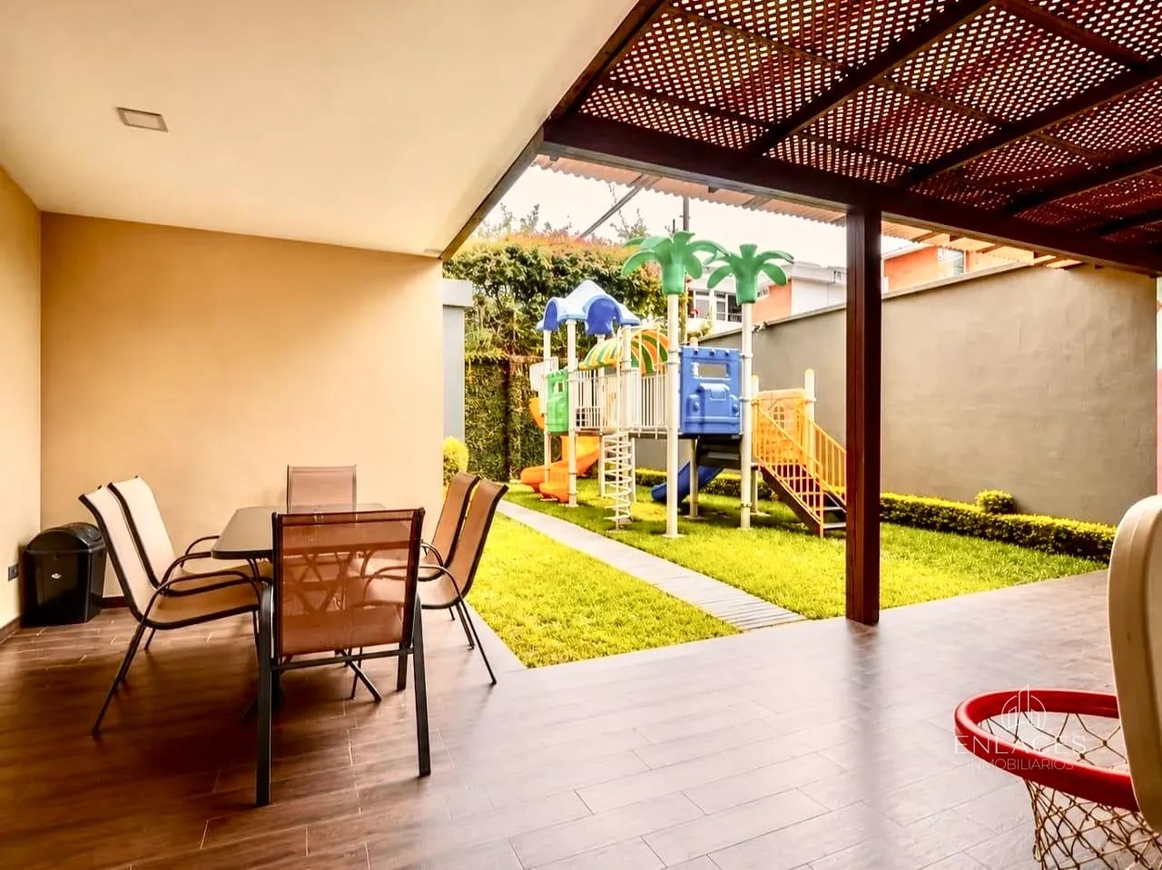 Zona 15 VH1 • Apartamento en Renta • Edificio Midori — Apartamento en Alquiler en Midori, Zona 15, Guatemala, Ciudad — foto 10 de 13