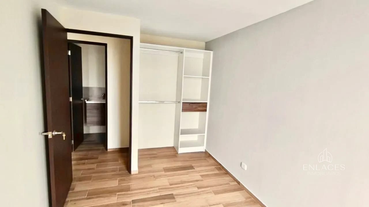 Zona 2 de Mixco • Apartamento en Venta • Torre Zentia — Apartamento en Venta en Torre Zentia, Zona 2 Mixco, Guatemala, Ciudad — foto 7 de 11