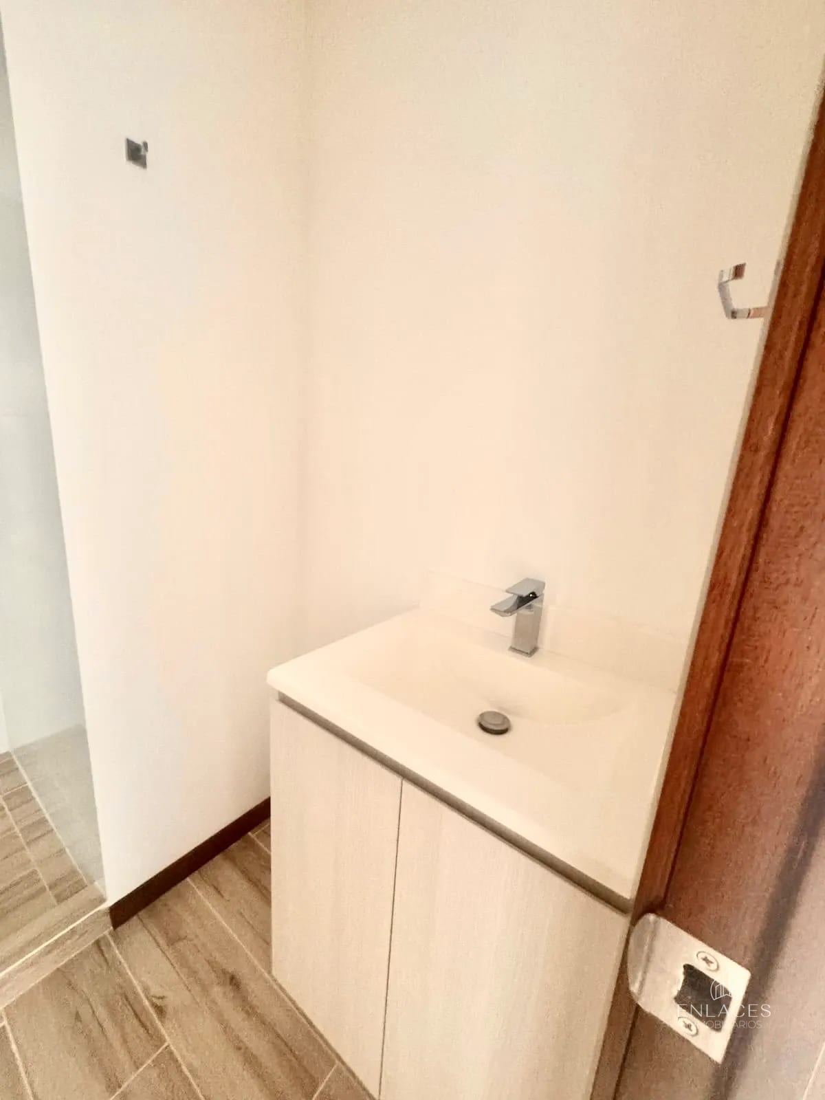 Zona 10 • Apartamento Nuevo en Venta • Edificio Neo 2 — Apartamento en Venta en Neo Apartamentos, Zona 10, Guatemala, Ciudad — foto 8 de 16