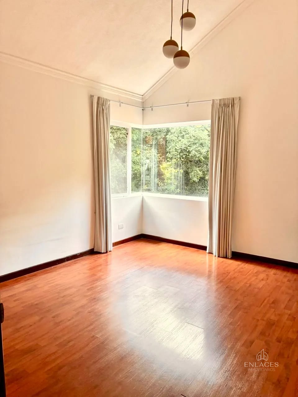 Km 14.5 CAES • Apartamento en Renta/Venta • Condominio Arroyos de Muxbal — Apartamento en Alquiler en km 11-15, Carretera a El Salvador, Guatemala, Ciudad — foto 7 de 13