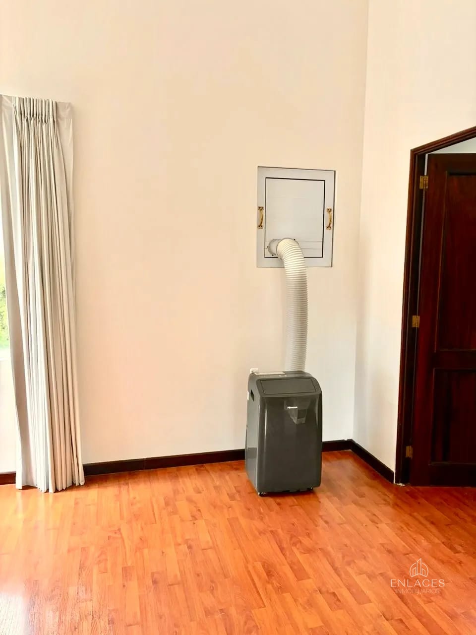 Km 14.5 CAES • Apartamento en Renta/Venta • Condominio Arroyos de Muxbal — Apartamento en Alquiler en km 11-15, Carretera a El Salvador, Guatemala, Ciudad — foto 11 de 13