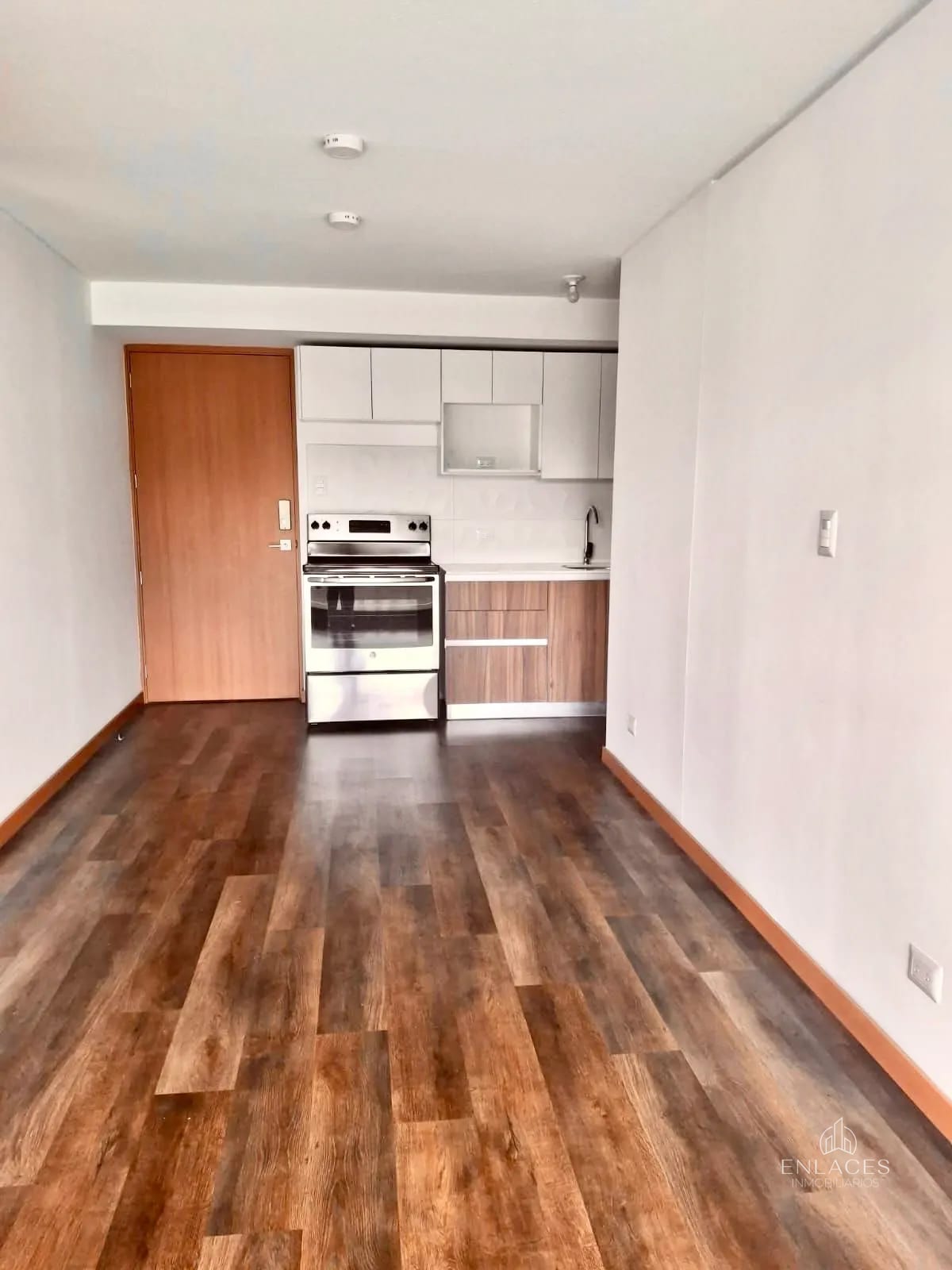 Zona 11 • Apartamento en Venta • Edificio Vidalta — Apartamento en Venta en Vidalta, Zona 11, Guatemala, Ciudad — foto 2 de 14