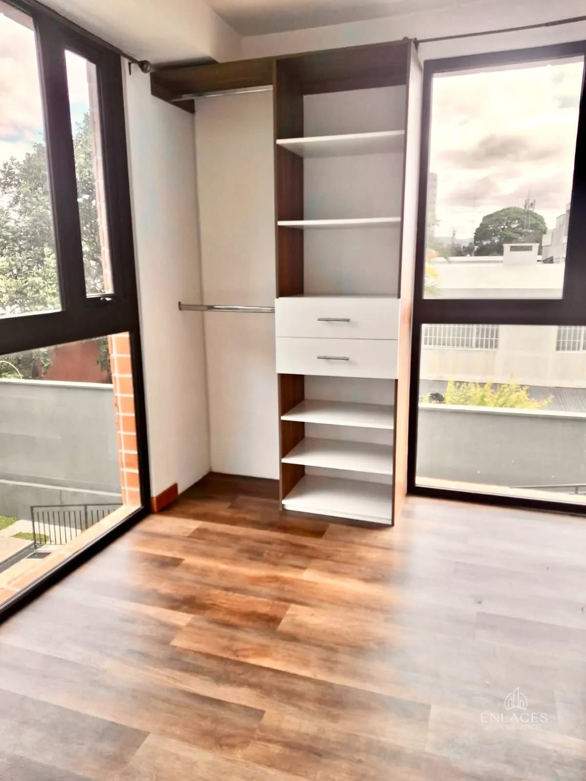 Zona 11 • Apartamento en Venta • Edificio Vidalta — Apartamento en Venta en Vidalta, Zona 11, Guatemala, Ciudad — foto 7 de 14