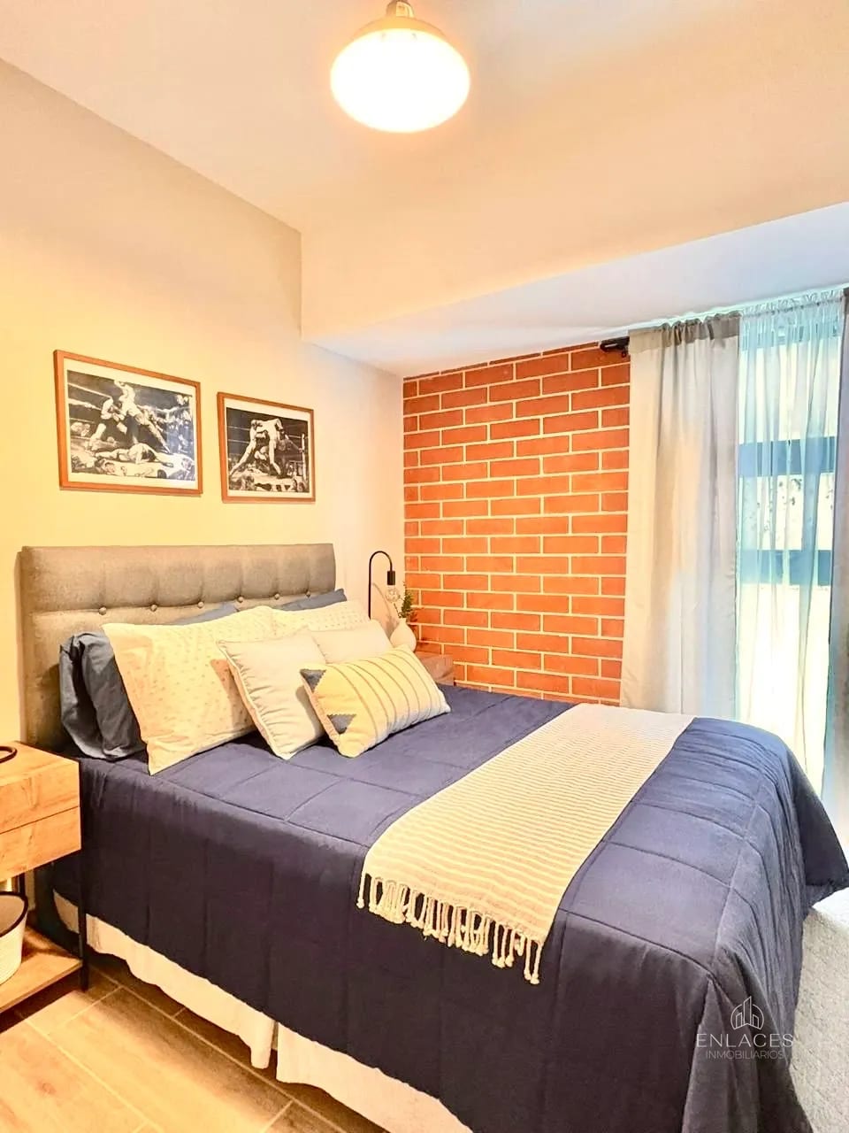 Zona 4 • Apartamento en Renta • Edificio Modra - Image 4