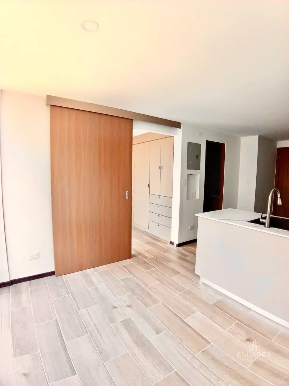 Zona 10 • Apartamento en Venta • Edificio Biko — Apartamento en Venta en Biko, Zona 10, Guatemala, Ciudad — foto 8 de 15