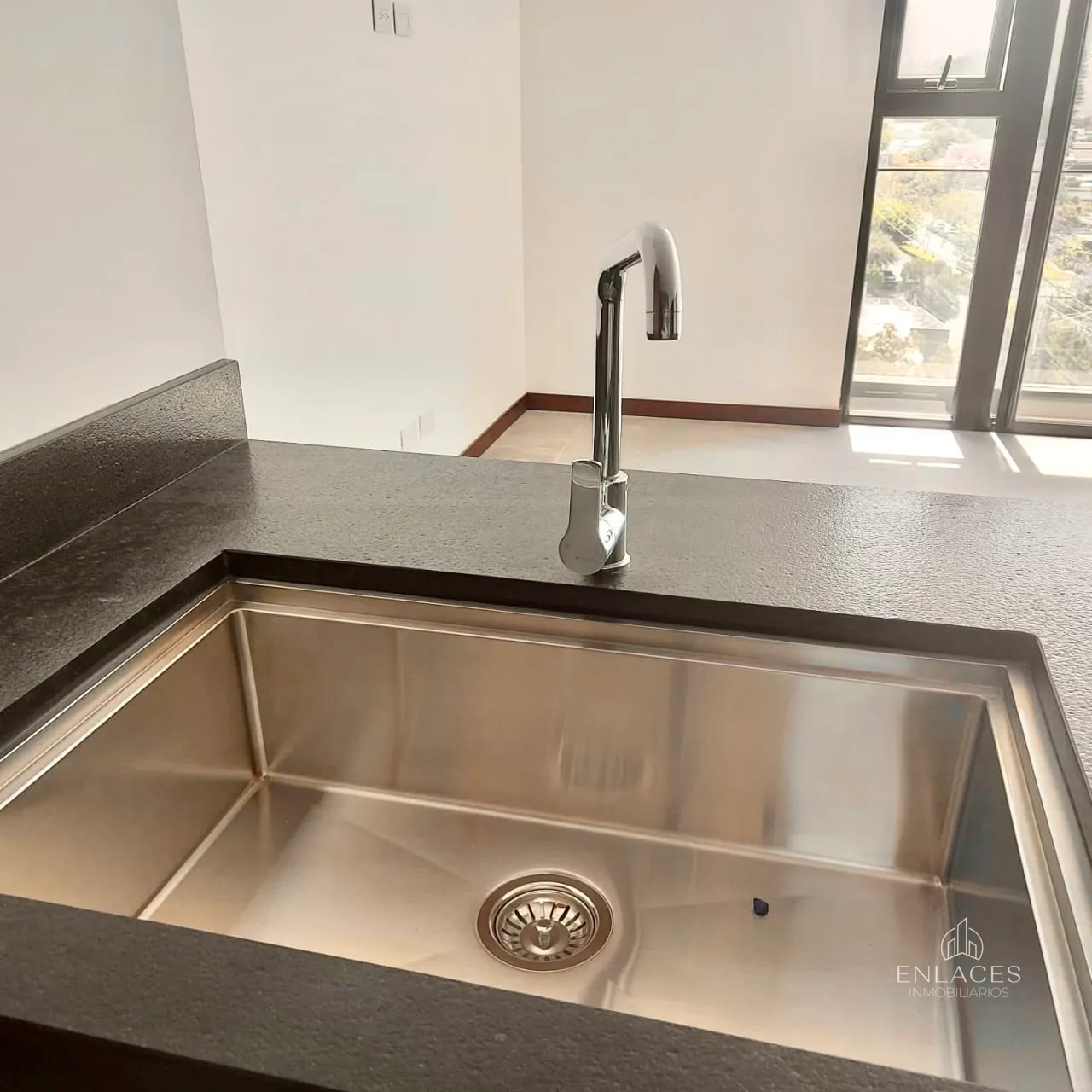 Zona 14 • Apartamento en Venta • Edificio Reserva 5ta. Avenida — Apartamento en Venta en Zona 14, Guatemala, Ciudad — foto 13 de 17