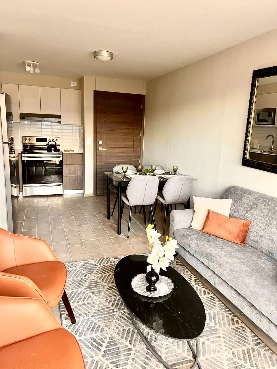 Zona 12 • Apartamento en Renta/Venta • Edificio Andares — Apartamento en Alquiler en Andares Doce, Zona 12, Guatemala, Ciudad — foto 1 de 8