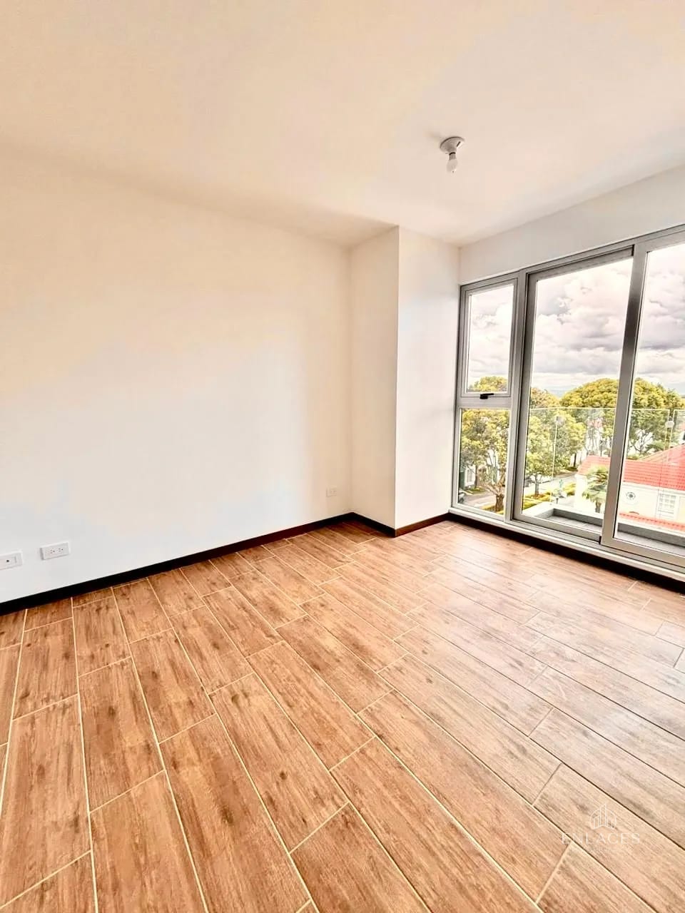 Zona 4 de Mixco • Apartamento en Venta • Nuvo Naranjo — Apartamento en Venta en Condado Naranjo, Zona 4 Mixco, Guatemala, Ciudad — foto 6 de 12