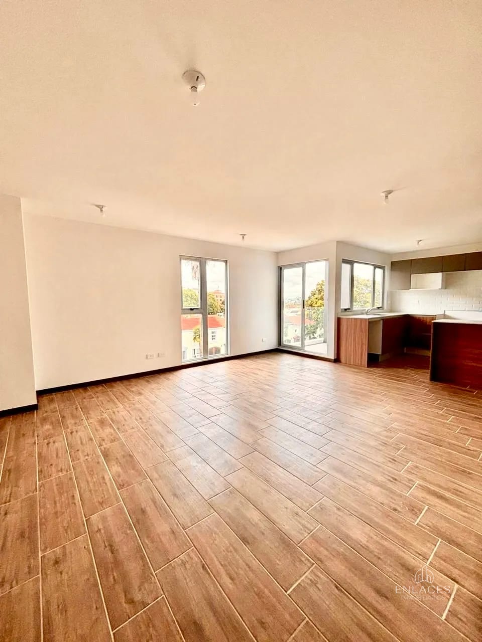 Zona 4 de Mixco • Apartamento en Venta • Nuvo Naranjo — Apartamento en Venta en Condado Naranjo, Zona 4 Mixco, Guatemala, Ciudad — foto 3 de 12