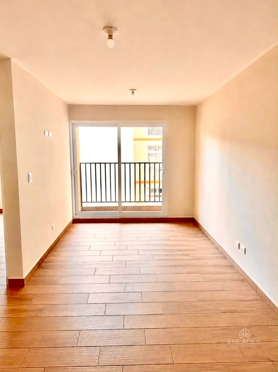 Zona 16 • Apartamento en Venta • Edificio Lares16 — Apartamento en Venta en Lares 16, Zona 16, Guatemala, Ciudad — foto 3 de 8