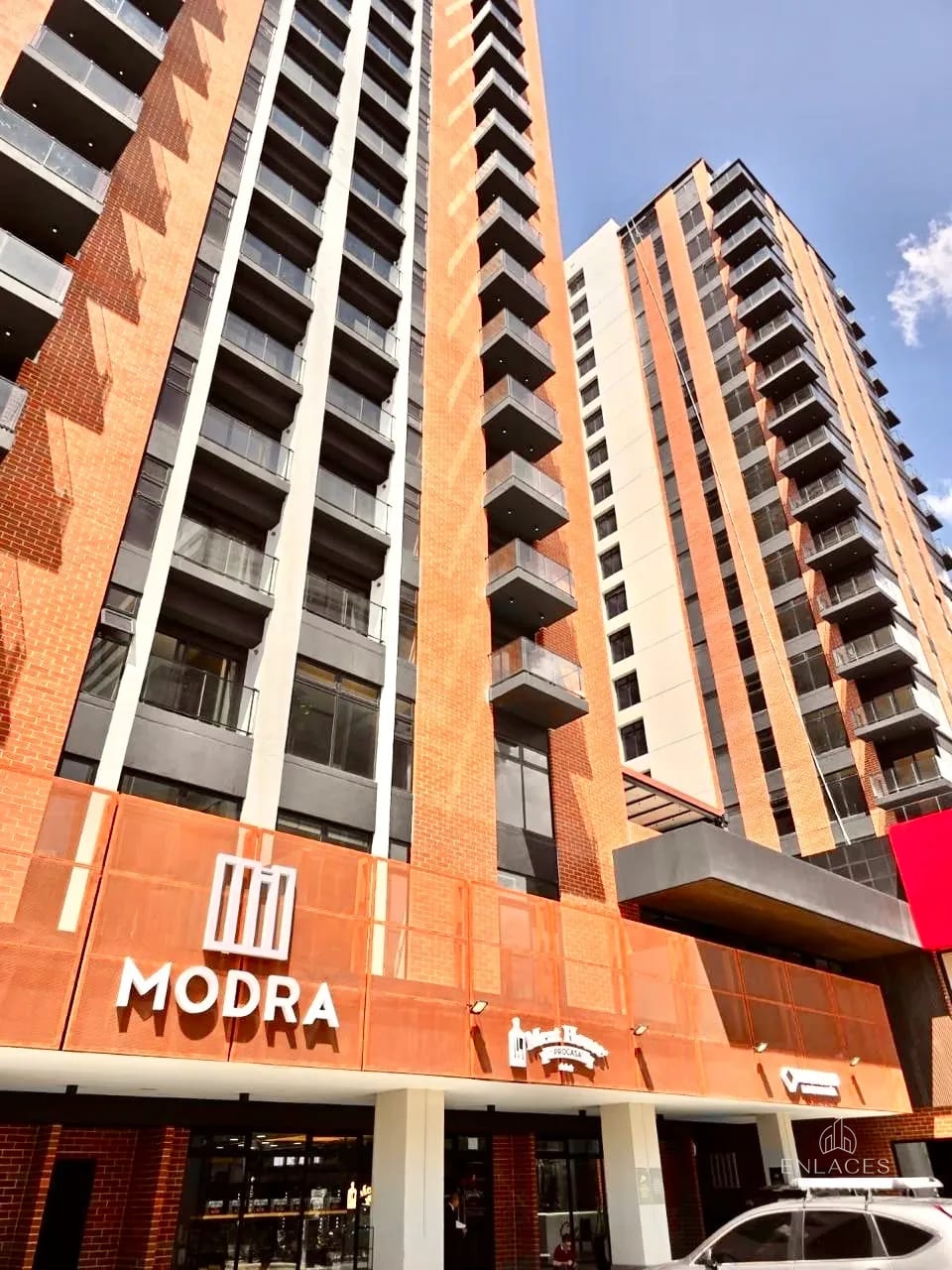 Zona 4 • Apartamento en Renta • Edificio Modra — Apartamento en Alquiler en Modra, Zona 4, Guatemala, Ciudad — foto 10 de 10