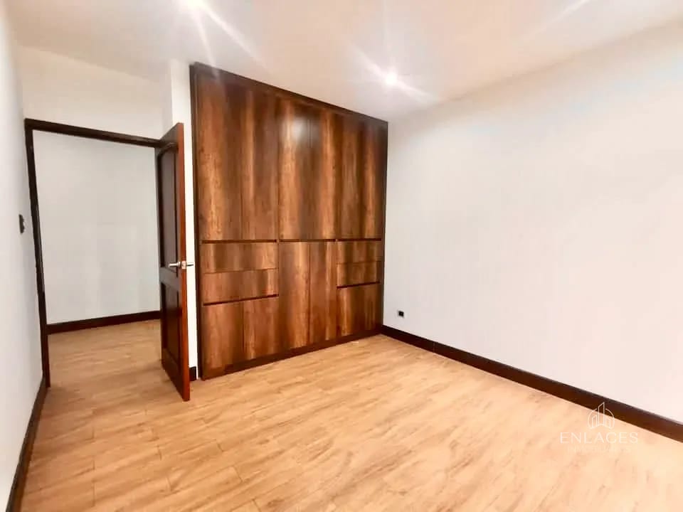 Zona 10 • Apartamento en Renta • Torre Oakland 1 — Apartamento en Alquiler en Zona 10, Guatemala, Ciudad — foto 11 de 17
