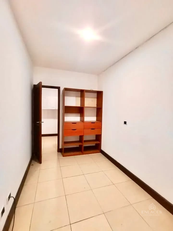 Zona 10 • Apartamento en Renta • Torre Oakland 1 — Apartamento en Alquiler en Zona 10, Guatemala, Ciudad — foto 14 de 17