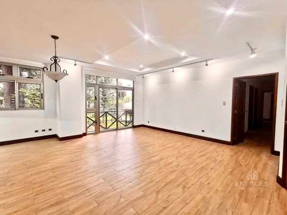 Zona 10 • Apartamento en Renta • Torre Oakland 1 — Apartamento en Alquiler en Zona 10, Guatemala, Ciudad — foto 3 de 17