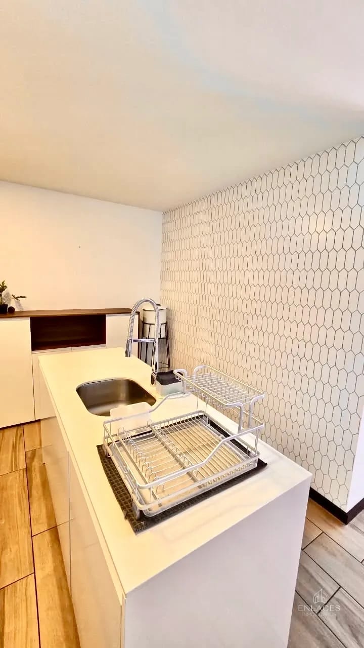 Zona 15 VH1 • Apartamento Amueblado en Venta • Edificio Cassia — Apartamento en Venta en Cassia, Zona 15, Guatemala, Ciudad — foto 2 de 11