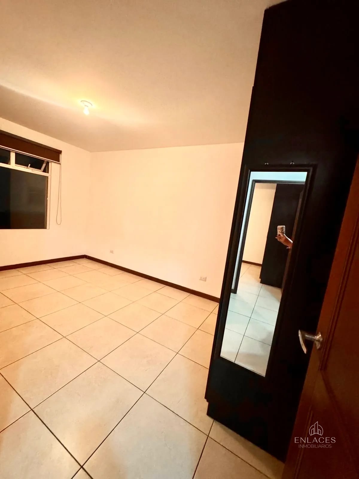 Zona 11 • Apartamento en Renta • Edificio Santa María Las Charcas — Apartamento en Alquiler en Santa María de Las Charcas, Zona 11, Guatemala, Ciudad — foto 12 de 12