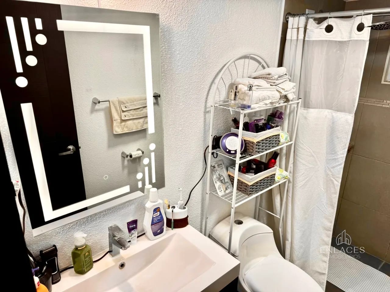 Zona 11 • Apartamento en Venta • Edificio Parque 11 — Apartamento en Venta en Parque 11, Zona 11, Guatemala, Ciudad — foto 16 de 17