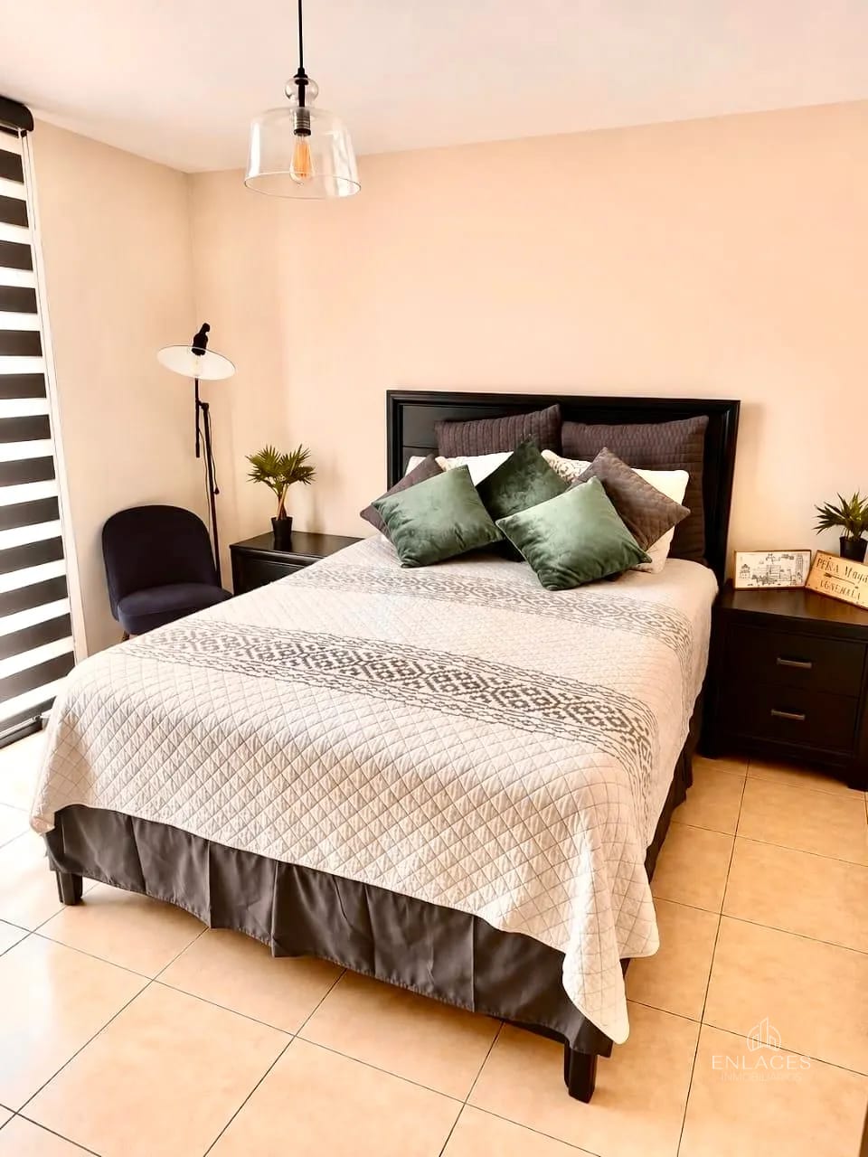 Zona 11 • Apartamento Amueblado en Venta • Edificio Mirage — Apartamento en Venta en Mirage las charcas, Zona 11, Guatemala, Ciudad — foto 8 de 11